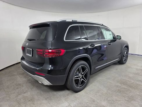New 2026 Mercedes-Benz GLB 250 image 4