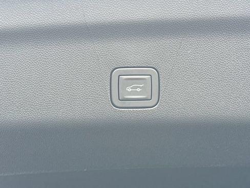 New 2026 GMC Yukon Denali Ultimate AWD/4WD image 35
