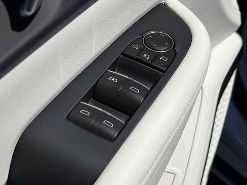 New 2026 Buick Enclave Avenir FWD image 19