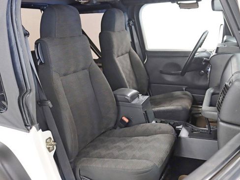 Used 2004 Jeep Wrangler 4WD w/ 30" Tire & Wheel Group image 22