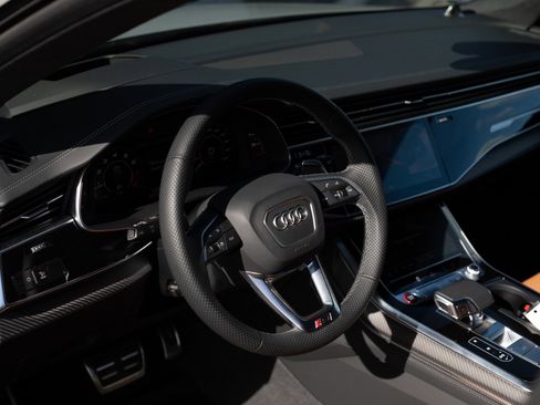 Used 2023 Audi RS Q8 AWD/4WD image 7