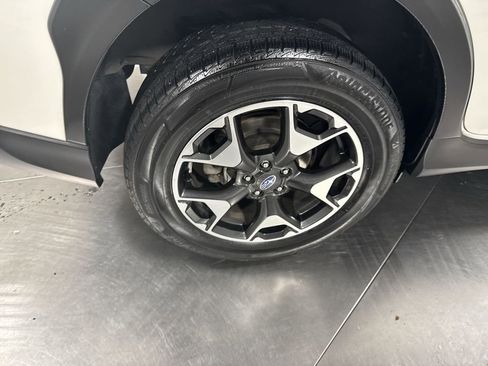 Used 2019 Subaru Crosstrek 2.0i Premium image 13