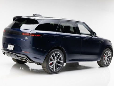 Used 2023 Land Rover Range Rover Sport SE Dynamic image 11