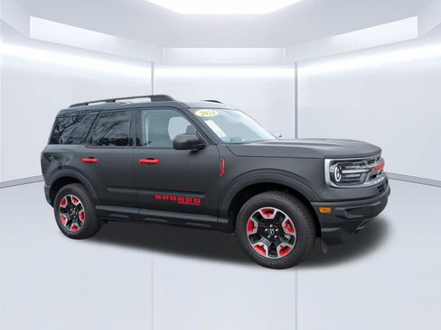 Used 2024 Ford Bronco Sport Free Wheeling w/ Convenience Package AWD/4WD image 2