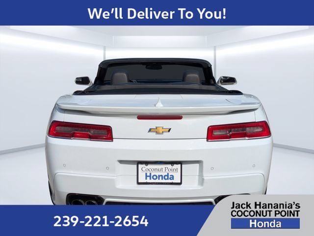 Used 2015 Chevrolet Camaro LT RWD image 4