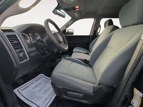 Used 2015 RAM 2500 Tradesman w/ Chrome Appearance Group image 9