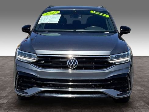 Used 2022 Volkswagen Tiguan SE R-Line AWD/4WD image 3