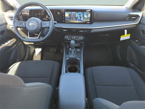 New 2026 Nissan Kicks S image 17