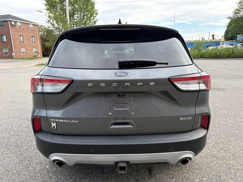 Used 2021 Ford Escape Titanium w/ Class II Trailer Tow Package AWD/4WD image 6