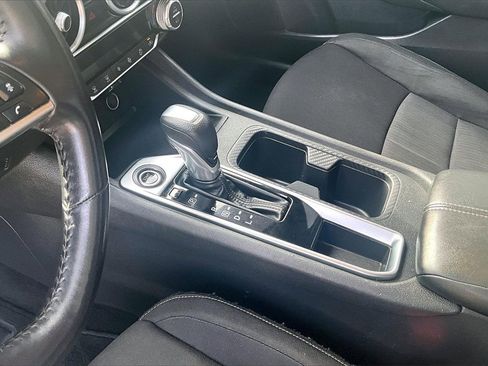 Used 2021 Nissan Sentra SV image 15