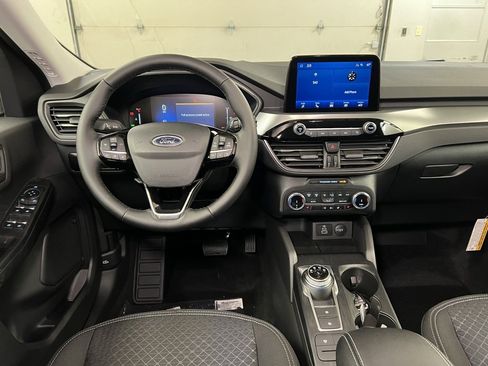New 2025 Ford Escape Active w/ Cold Weather Package image 8