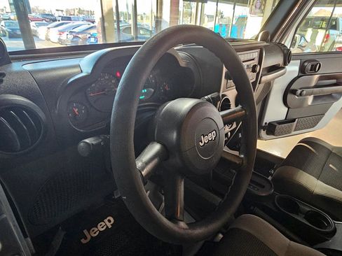 Used 2007 Jeep Wrangler Unlimited X image 21