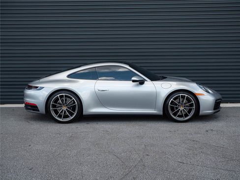 Certified 2020 Porsche 911 Carrera S RWD image 22
