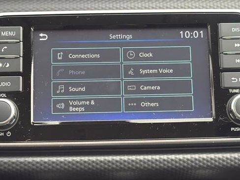 Certified 2025 Nissan Kicks Play S FWD image 21