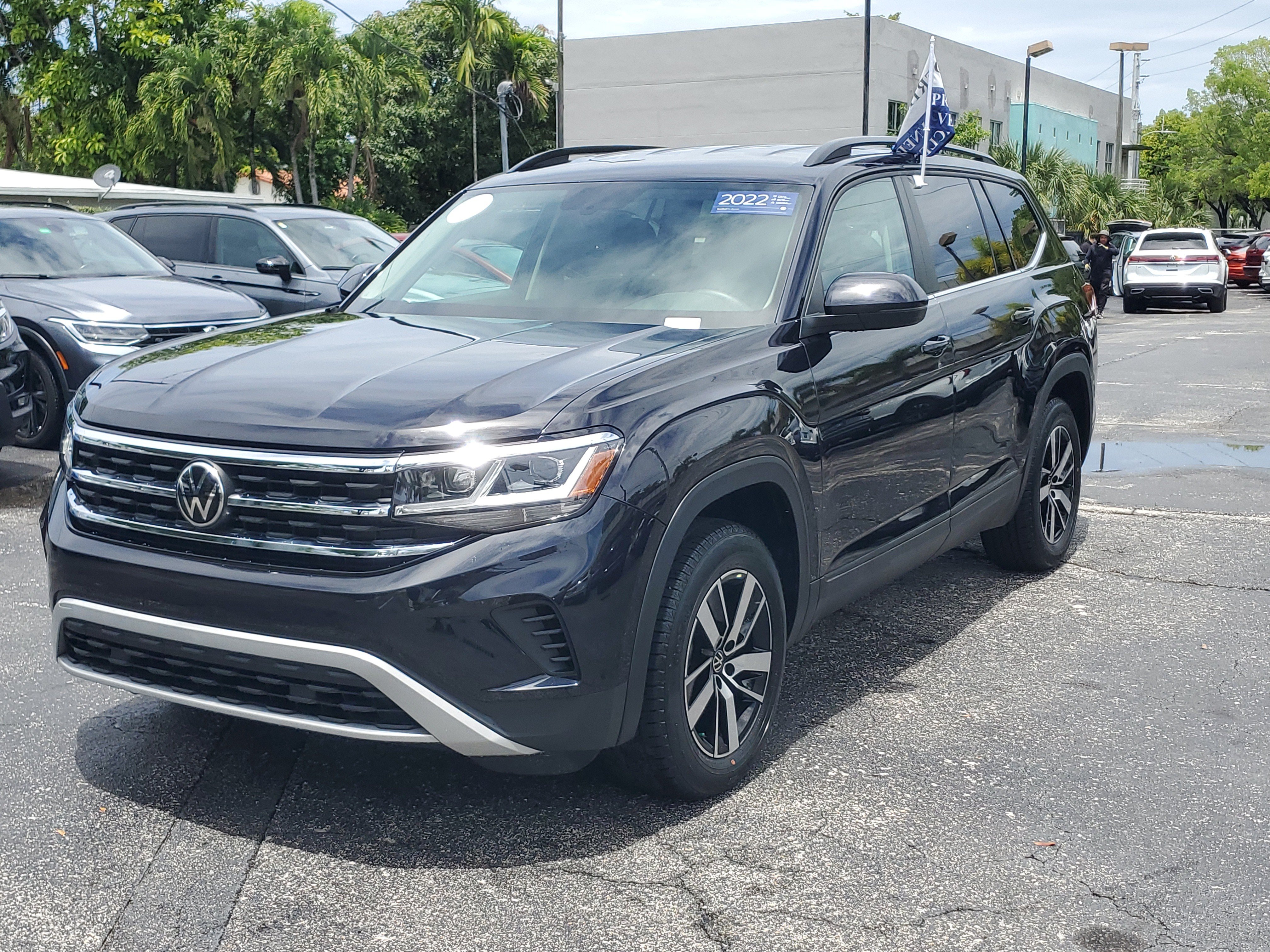 Certified 2022 Volkswagen Atlas SE FWD image 33