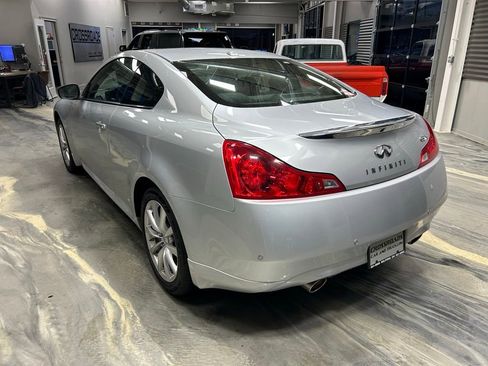 Used 2012 INFINITI G37 x w/ Premium Pkg image 31
