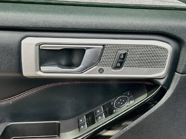 Used 2022 Ford Explorer ST-Line AWD/4WD image 18