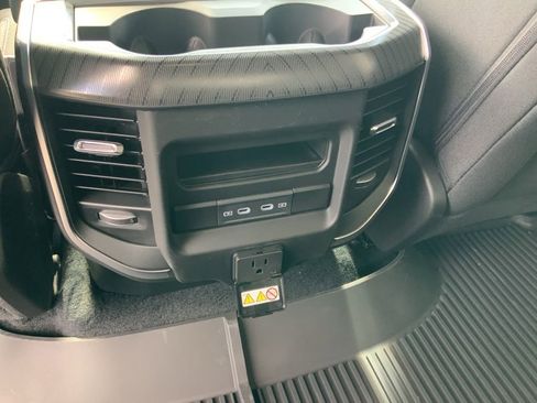 New 2026 RAM 1500 Big Horn AWD/4WD image 17