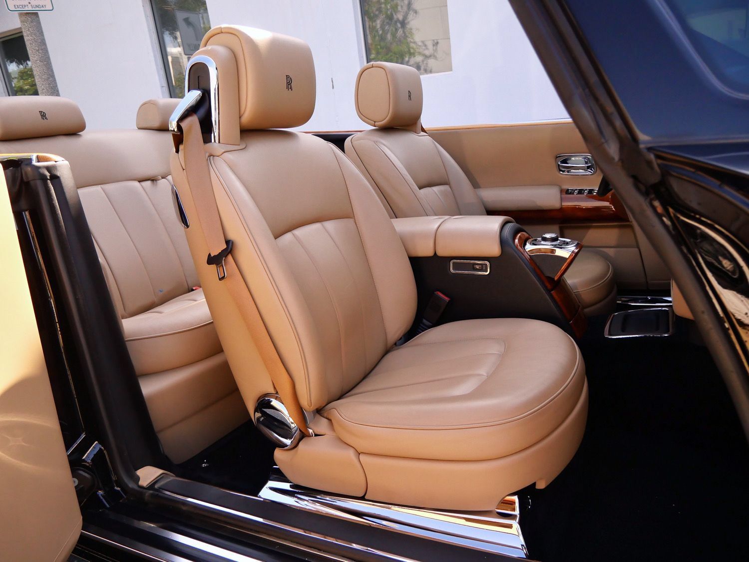 Certified 2013 Rolls-Royce Phantom Drophead Coupe RWD image 27