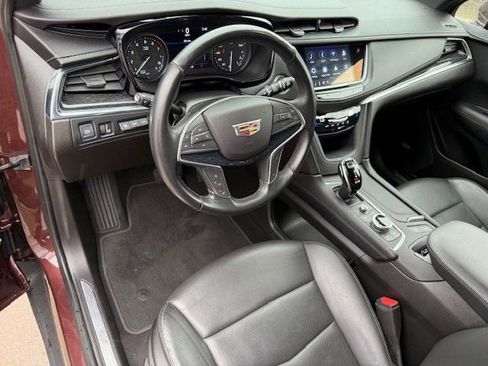 Used 2022 Cadillac XT5 Premium Luxury w/ Technology Package image 13