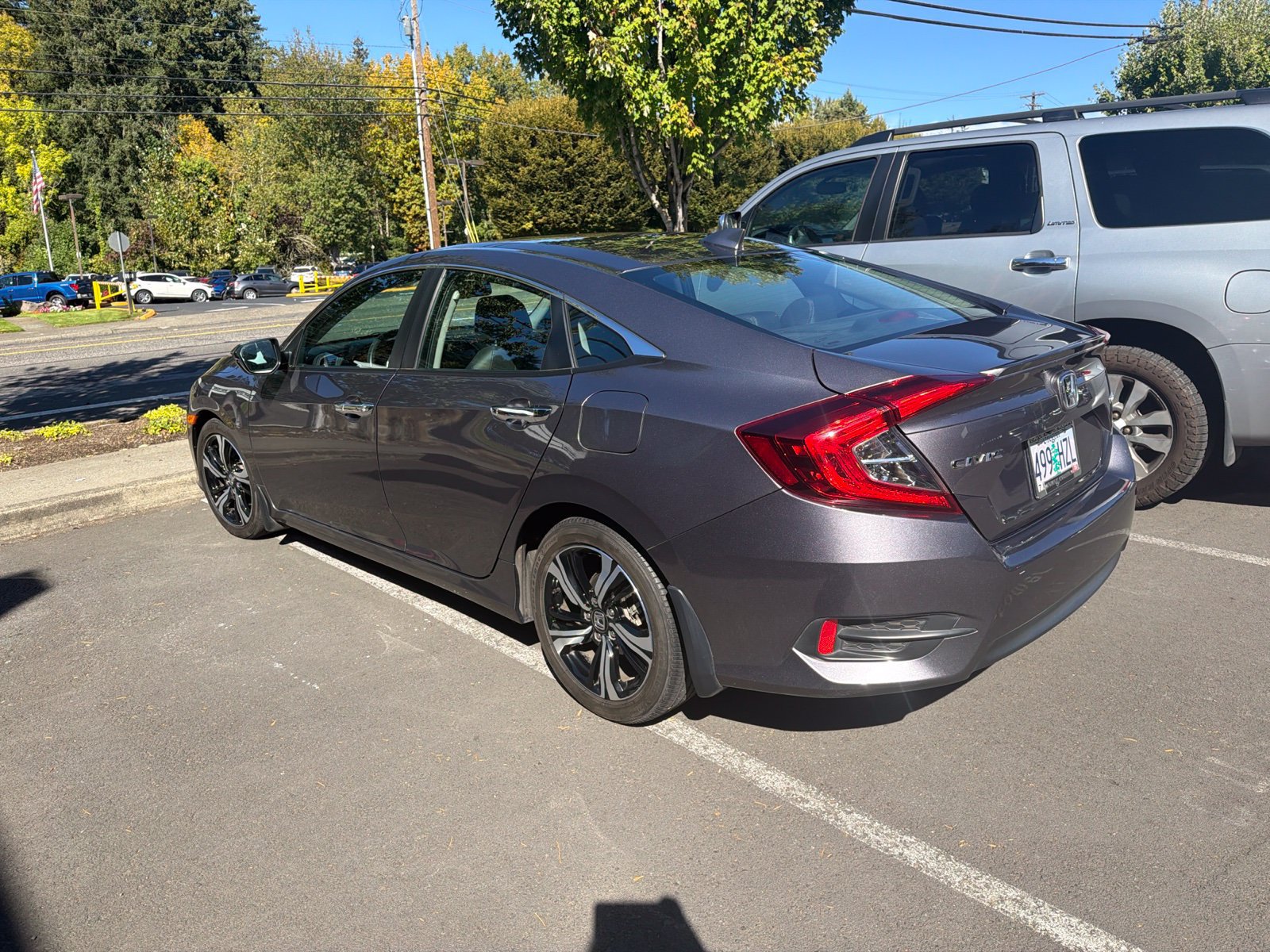 Used 2016 Honda Civic Touring image 9