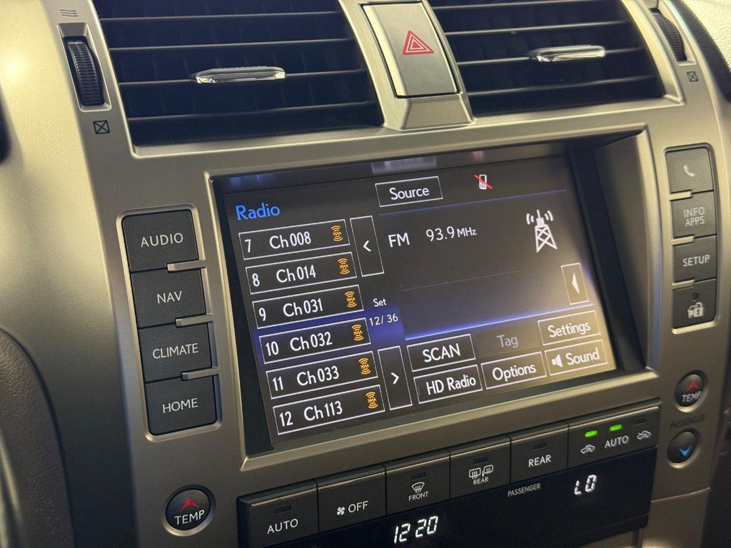 Used 2017 Lexus GX 460 Premium w/ Premium Package AWD/4WD image 24