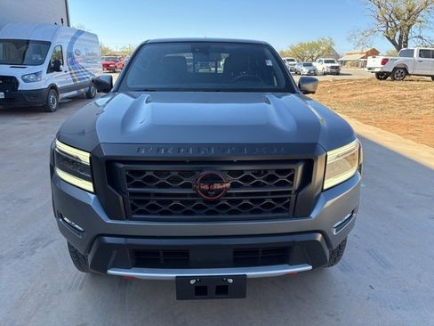 Used 2022 Nissan Frontier PRO-4X w/ Pro-4X Premium Package image 2