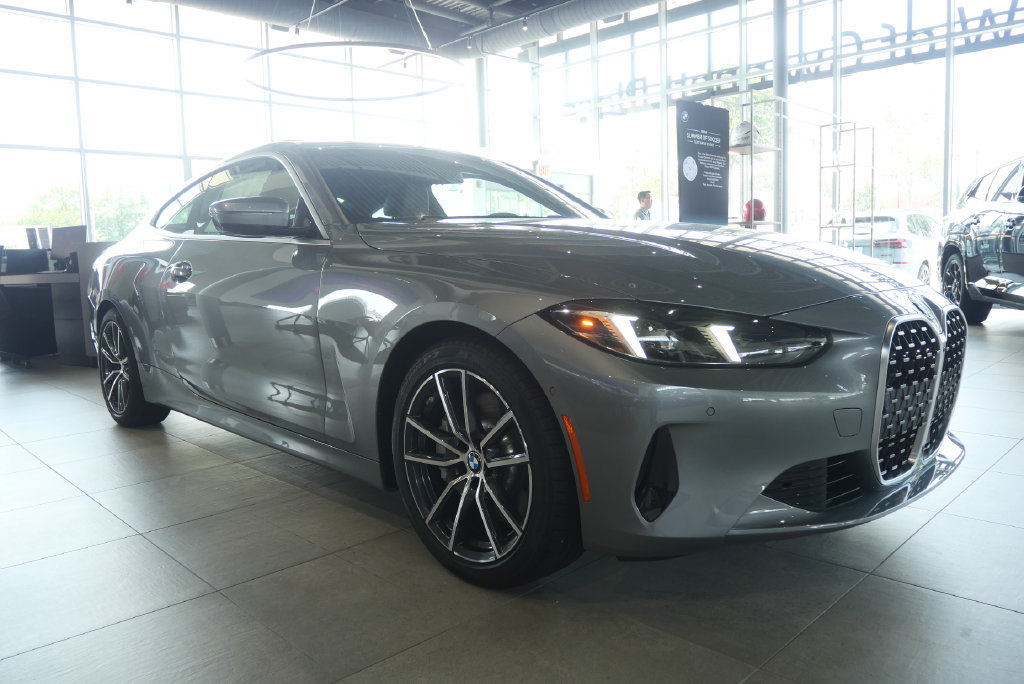 Used 2026 BMW 430i Coupe w/ Parking Assistance Package RWD image 7