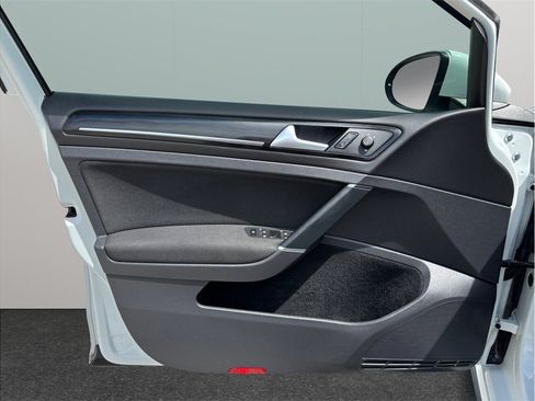 Used 2017 Volkswagen GTI S FWD image 17