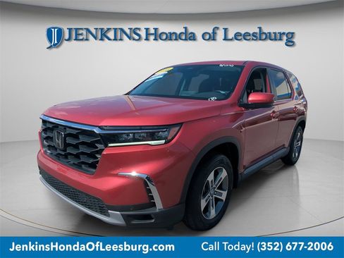 Certified 2025 Honda Pilot EX-L image 8