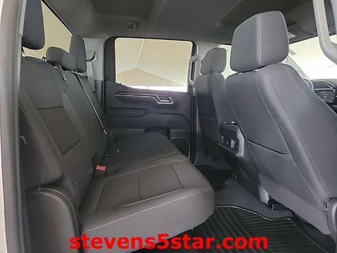 Used 2023 Chevrolet Silverado 1500 RST w/ Z71 Off-Road Package AWD/4WD image 7