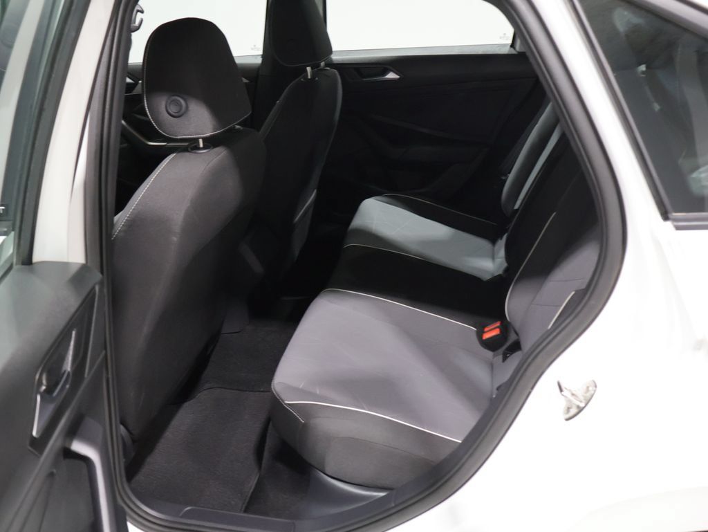 Used 2025 Volkswagen Jetta Sport FWD image 17