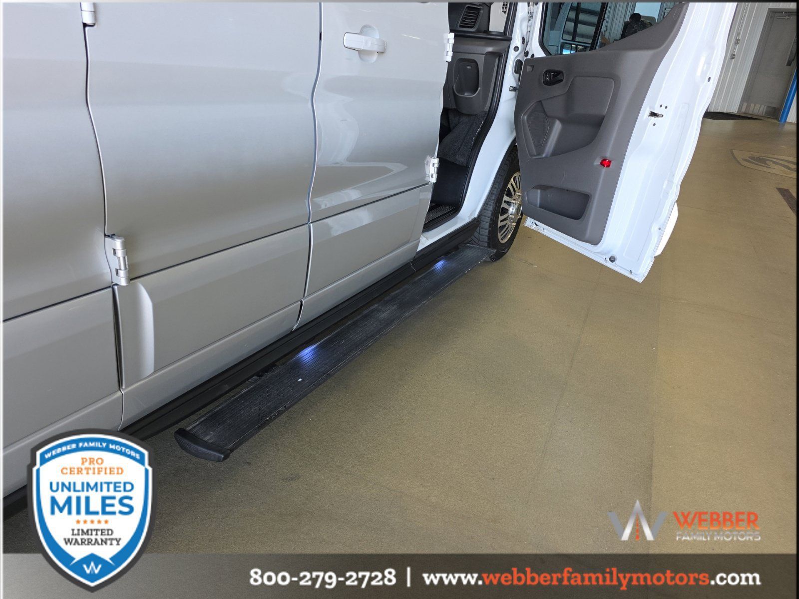 Used 2022 Ford Transit 150 Low Roof AWD image 20