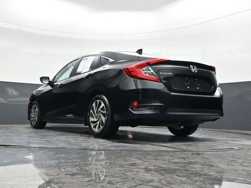 Used 2018 Honda Civic EX image 31