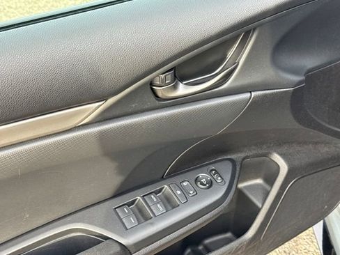 Certified 2017 Honda Civic Sport image 5