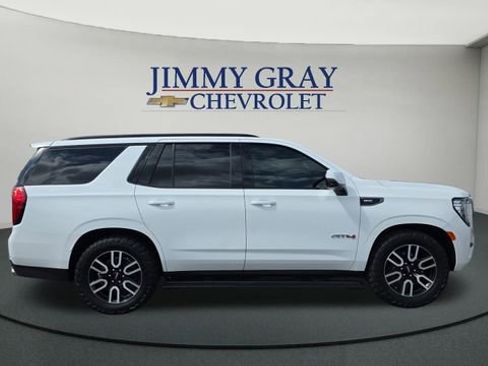 Used 2024 GMC Yukon AT4 w/ AT4 Premium Plus Package image 6
