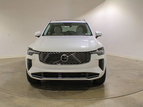 New 2026 Volvo XC90 B6 Ultra w/ Protection Package AWD/4WD image 8