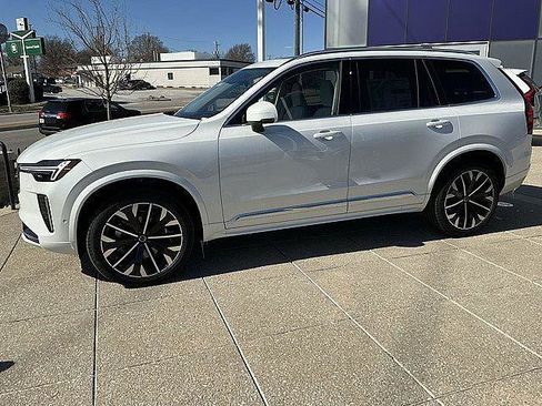 New 2026 Volvo XC90 B6 Ultra w/ Protection Package AWD/4WD image 12