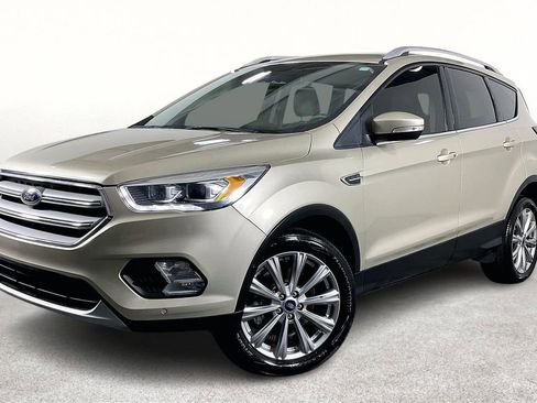 Used 2018 Ford Escape Titanium image 15