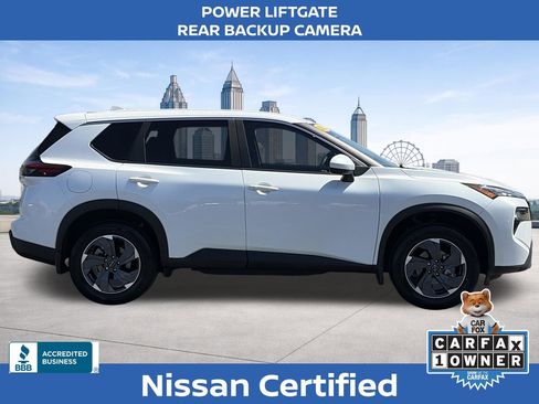 Certified 2025 Nissan Rogue SV image 6