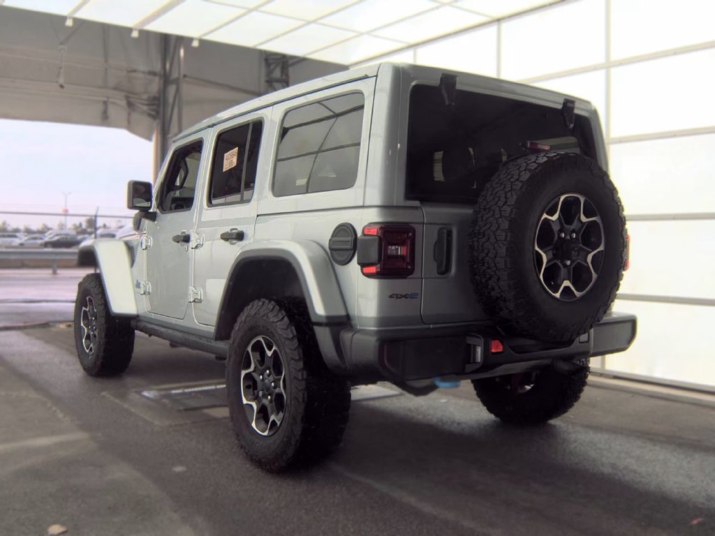 Used 2023 Jeep Wrangler Unlimited Rubicon 4xe w/ Cold Weather Group AWD/4WD image 4
