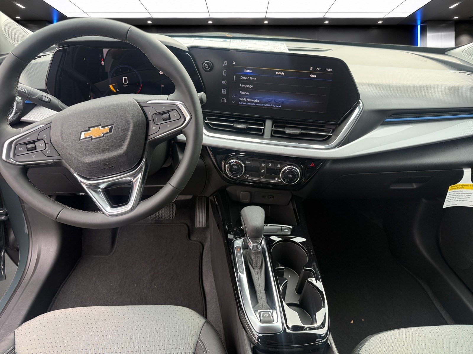New 2026 Chevrolet Trax LT w/ LT Convenience Package FWD image 21