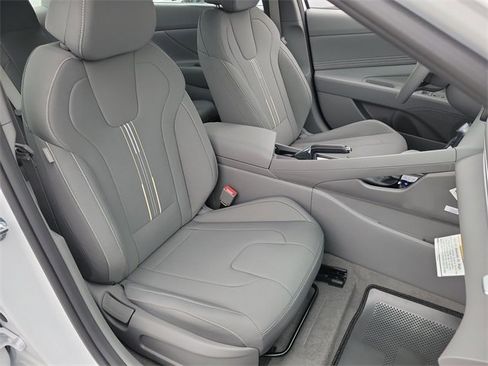 New 2026 Hyundai Elantra Sport image 16