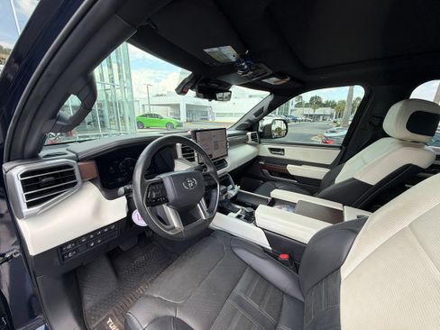Used 2024 Toyota Tundra Capstone AWD/4WD image 10