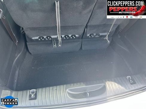 Used 2026 Chrysler Pacifica Select AWD/4WD image 23
