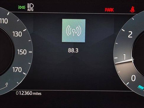 Certified 2026 Land Rover Range Rover Velar S AWD/4WD image 8