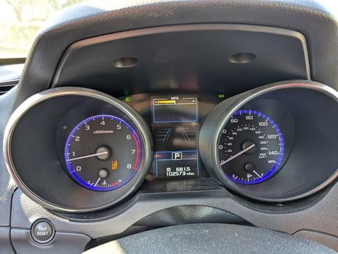 Used 2017 Subaru Outback 2.5i Premium image 16