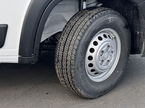 New 2026 RAM ProMaster 2500 w/ Cold Weather Group image 9