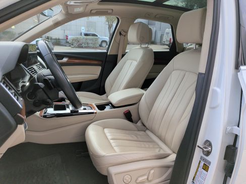 Used 2023 Audi Q5 2.0T Premium Plus w/ Premium Plus Package image 17