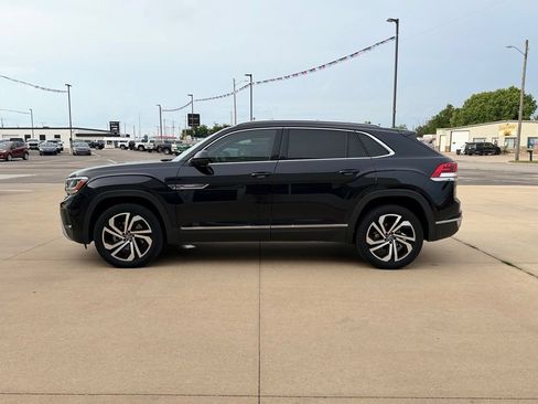 Used 2021 Volkswagen Atlas Cross Sport SEL Premium AWD/4WD image 7